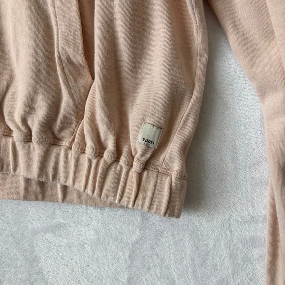 Vuori Women's Cream Sweatshirt - Picture 4 of 12